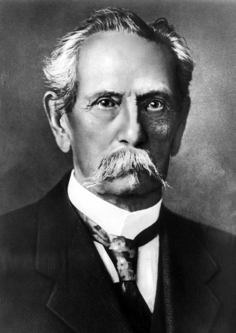 Karl Benz Nettovermögen, Alter, Größe, Familie, Partner, Religion Und Karriere