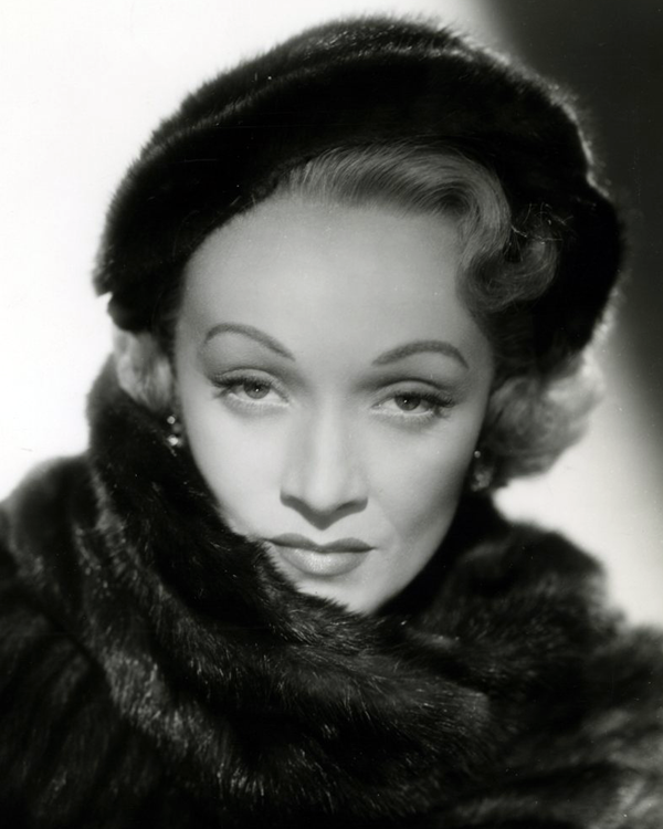 Marlene Dietrich - scrap_google_ccl