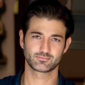 Oliver Tompsett Freundin, Kinder, Biographie, Heimatstadt, Nettovermögen