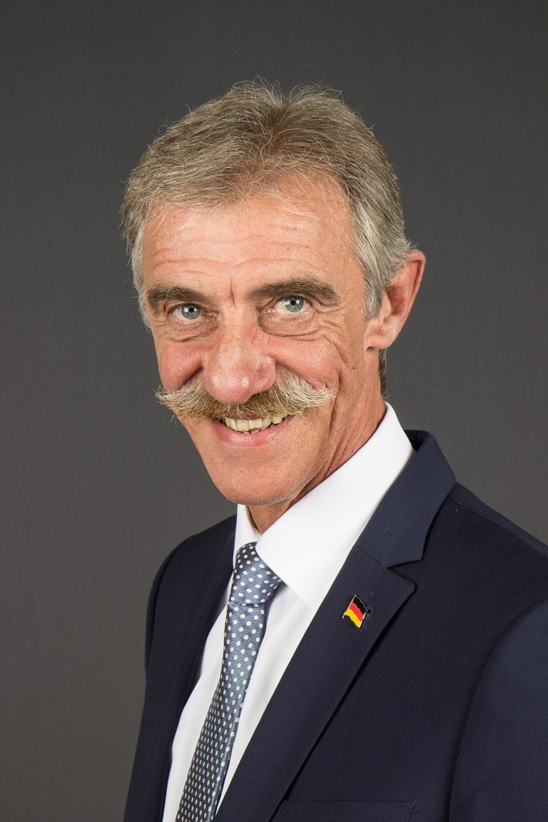 Uwe Junge Kinder, Biographie, Heimatstadt, Vermögen, Partner